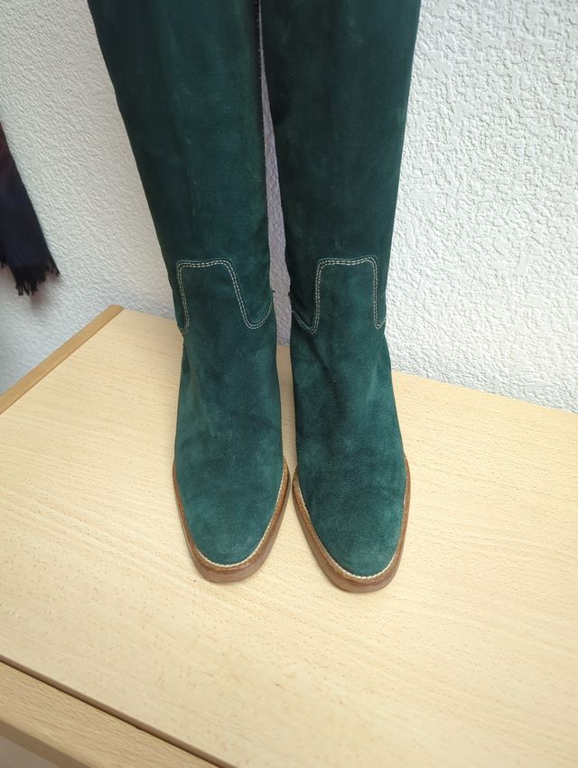 Botas