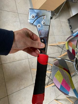 Pistola sparapunti, nuova