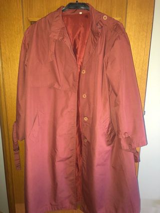 Gabardina color teja