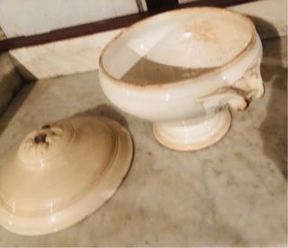 Sopera muy antigua francesa Sarreguemines