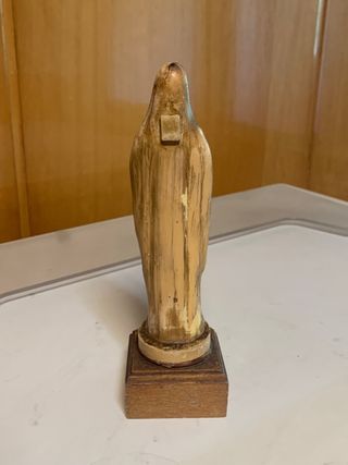 Virgen de 19 cm.