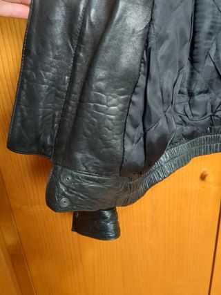 Cazadora cuero negro vintage hombre
