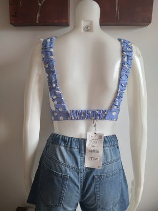 Top floral Zara talla S 🦋