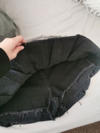 Mini falda denim negra del berska