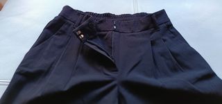 PANTALON NEGRO COM PINZAS