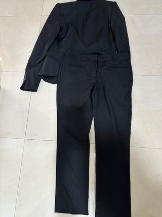 Traje de chaqueta negro, mujer naf naf