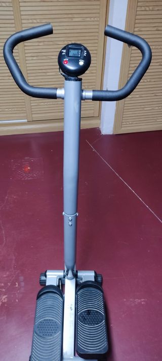 Step eléctrico de pie