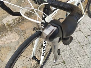 Bicicleta de carretera Kiklos