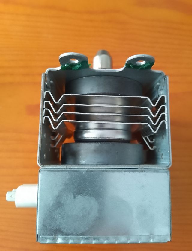 Magnetrón de microondas Samsung