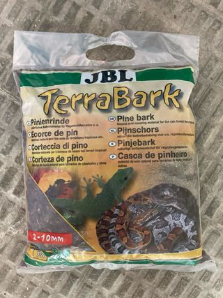 Corteza de pino para terrario