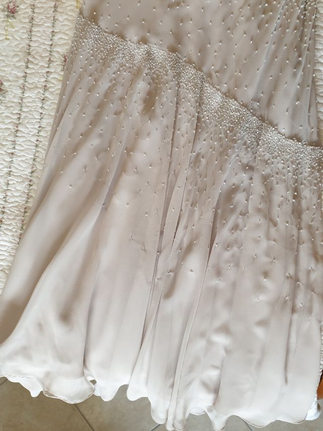 Abito elegante da donna con 2 pochette