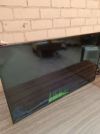 PANTALLA ROTA - TD Systems K40DLX11FS - Televisore