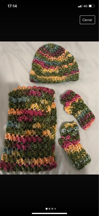 Gorro bufanda y guantes de lana hechos a mano