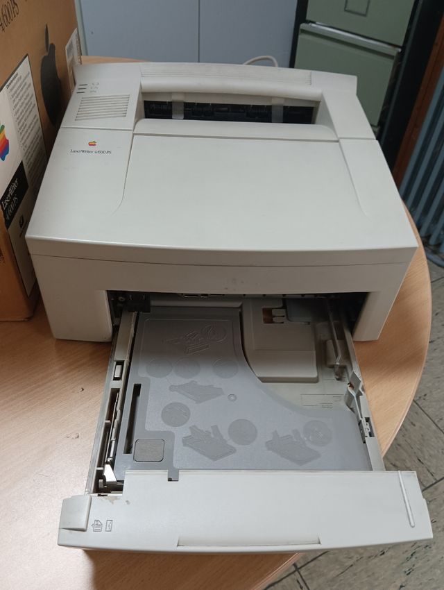 Impresora Apple 4/600 antiguedad