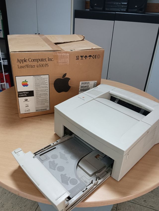 Impresora Apple 4/600 antiguedad
