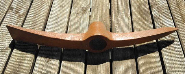 ❤️ PICO HIERRO MARRÓN RESISTENTE