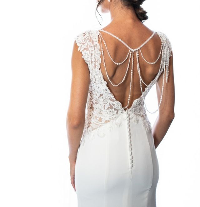 Vestido novia St. Patrick elegante con abertura