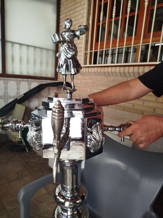 TORRE DE CERVEZA. VENTA EN PERSONA