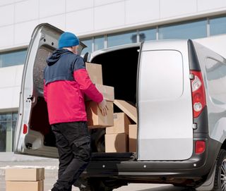 se hacen todo tipo de portes y mudanzas