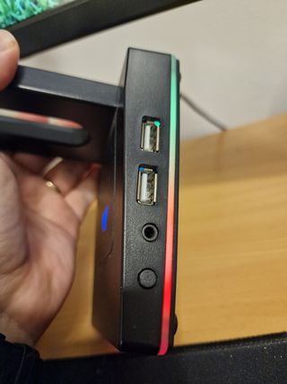 Supporto cuffie retroilluminato