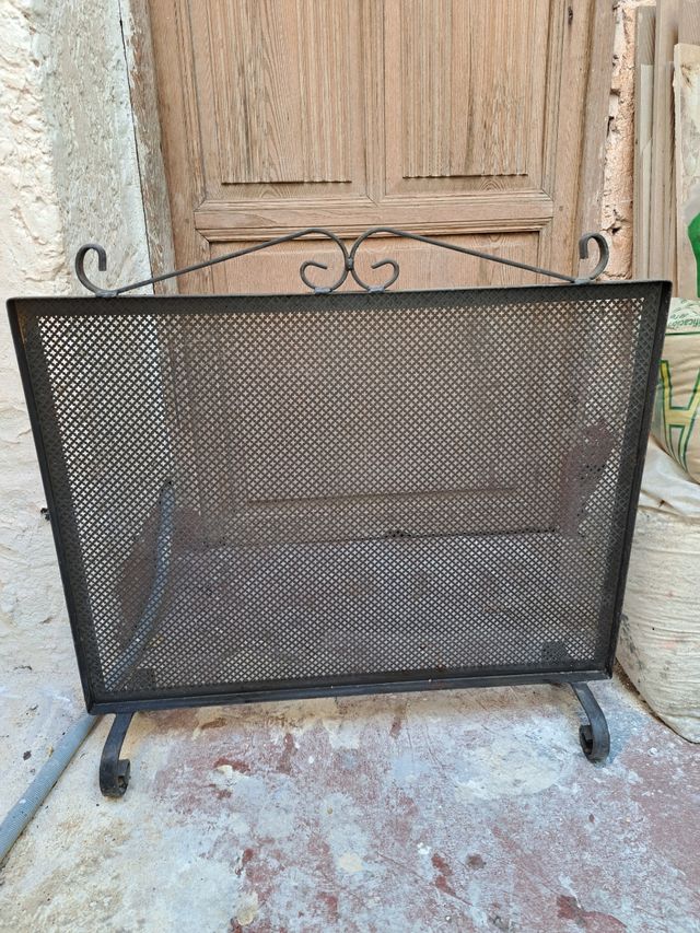 Quardachispas de chiminea