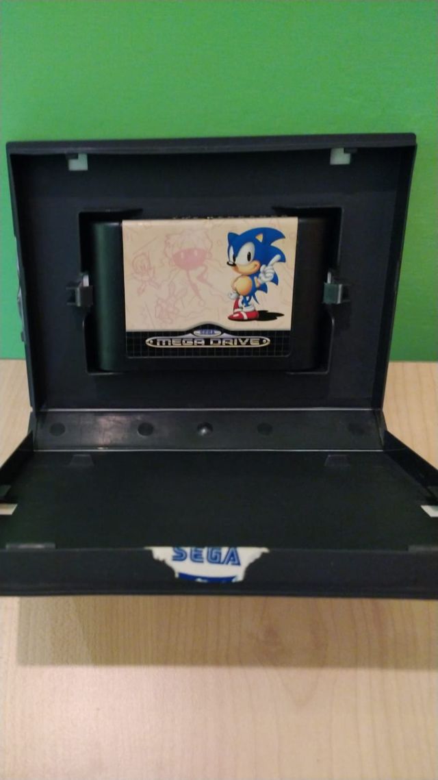 Sonic sega mega drive the hedgehog