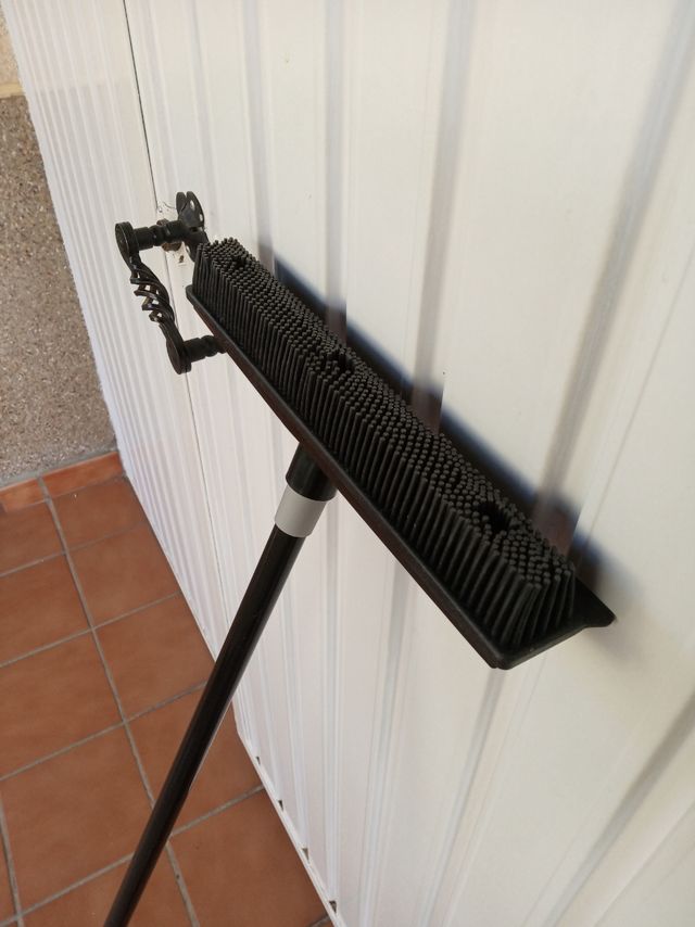 Cepillo para pelo de mascotas y peluquerías 