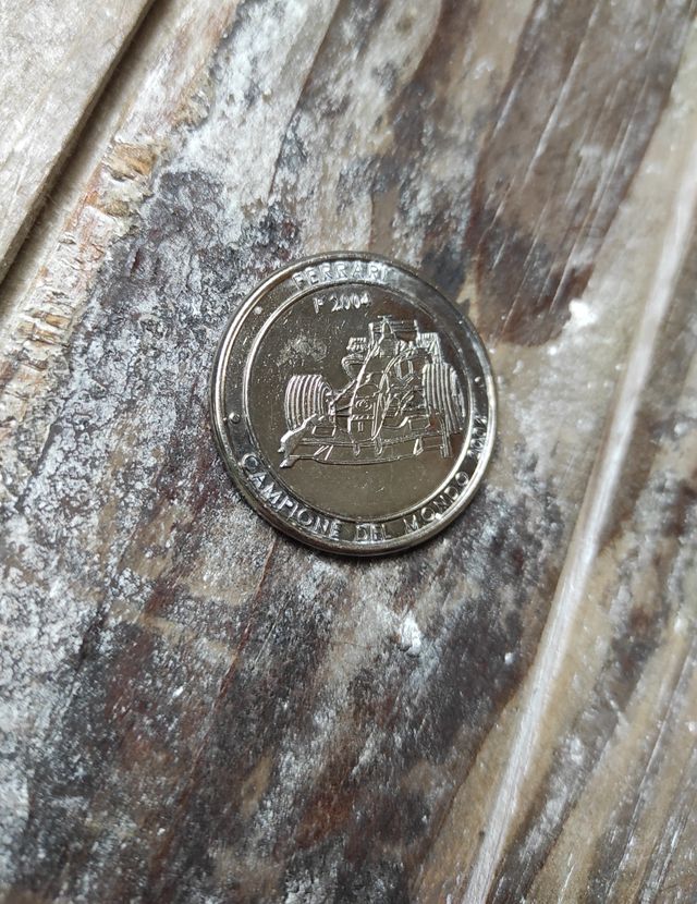 Medaglia FERRARI 2004 Campione del mondo Formula1