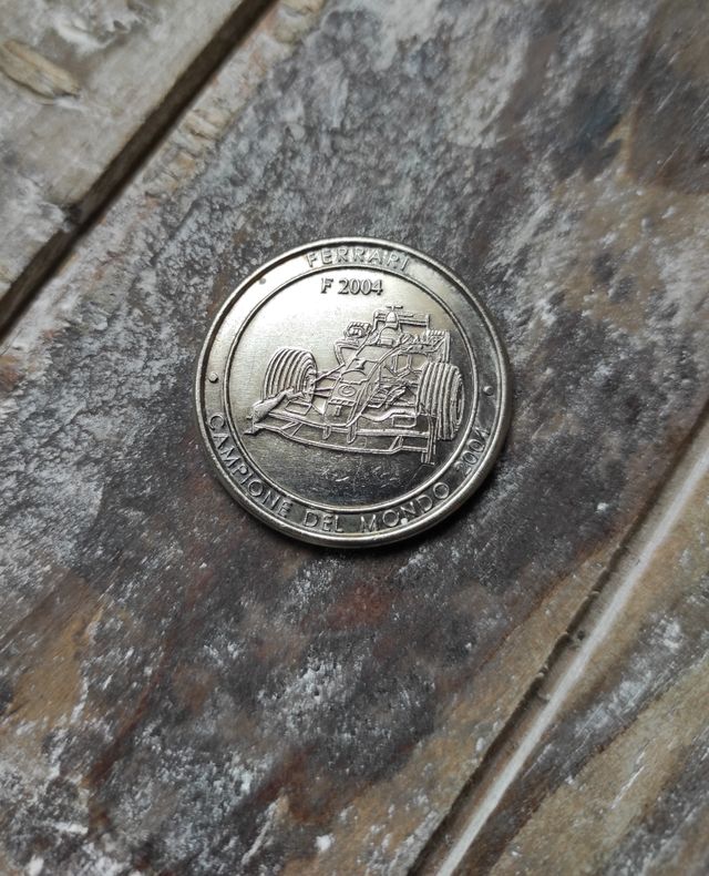 Medaglia FERRARI 2004 Campione del mondo Formula1