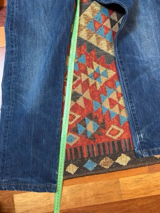 Pantalon levis 501 etiqueta roja