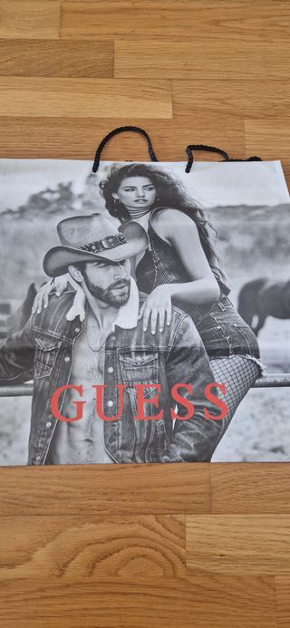 2 bolsas cartón Guess 