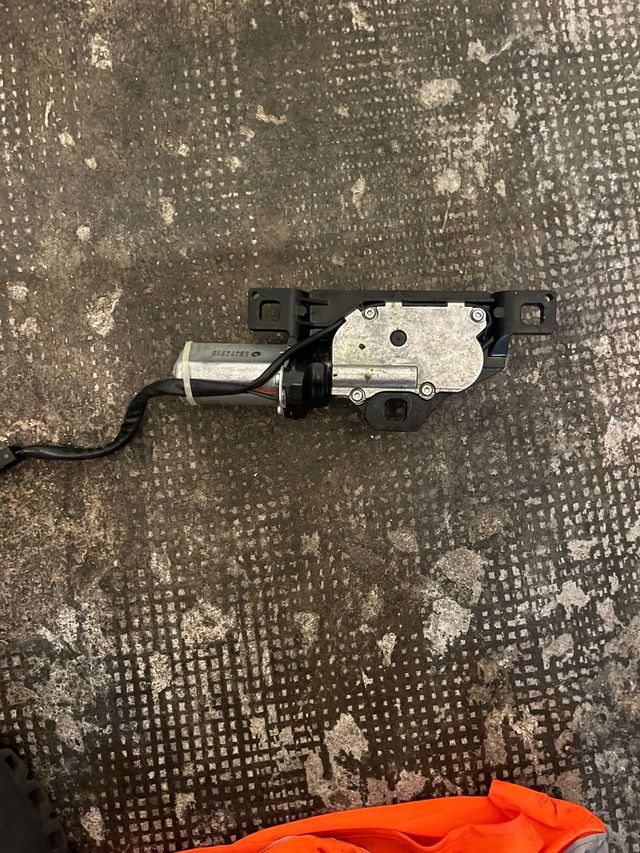 Serratura portellone Bmw 530