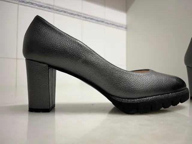 Zapatos de tacon marca Gadea