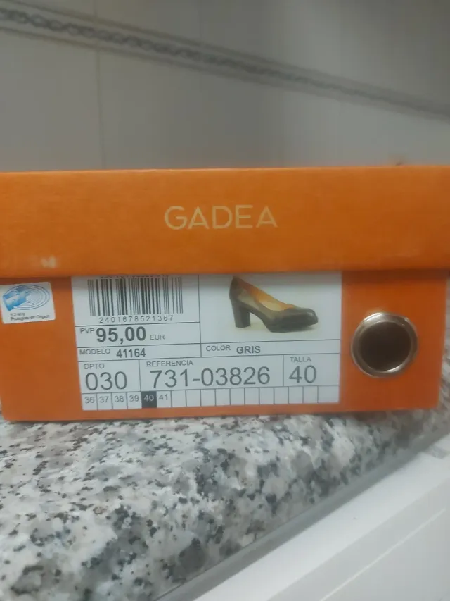 Zapatos de tacon marca Gadea