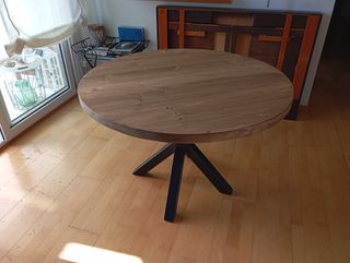 Muebles y mesas a medida 