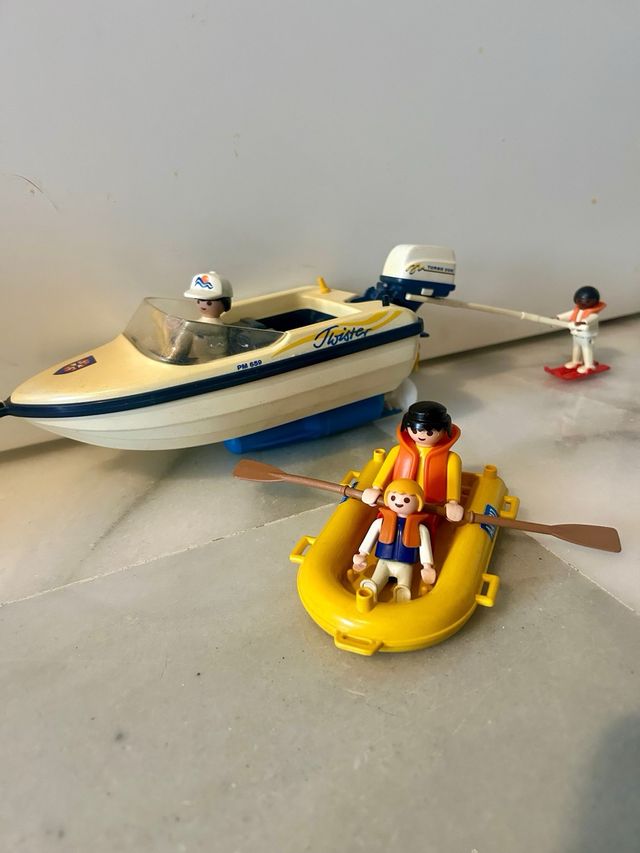 Lancha con esquí y Lancha Zodiac Playmobil
