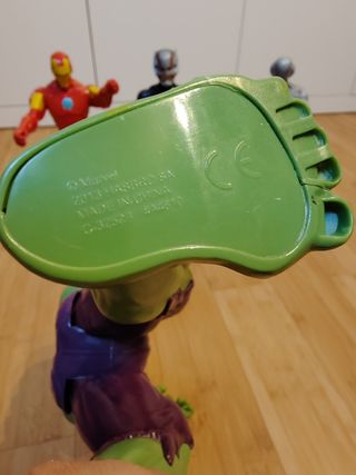 Avengers Hulk, Ant-Man, Iron Man, Titan