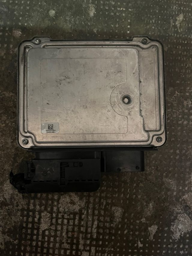 Centralina bosch 045906013