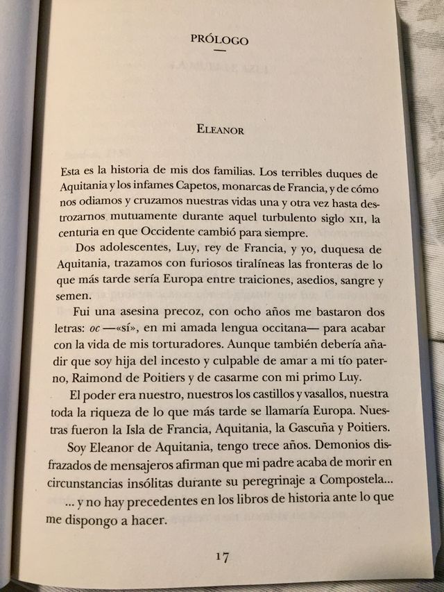 Aquitania, Eva G.a Sáenz de Urturi