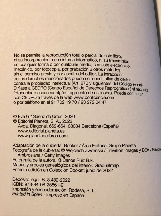 Aquitania, Eva G.a Sáenz de Urturi