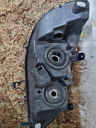 Faro izquierdo opel zafira A