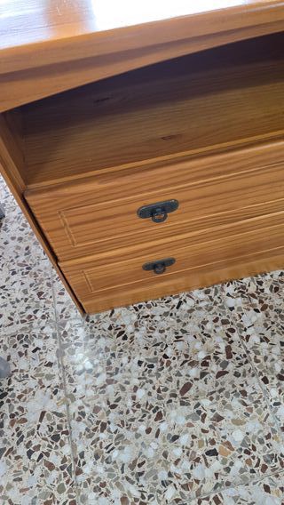 MUEBLE DE TV DE PINO