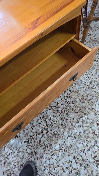 MUEBLE DE TV DE PINO