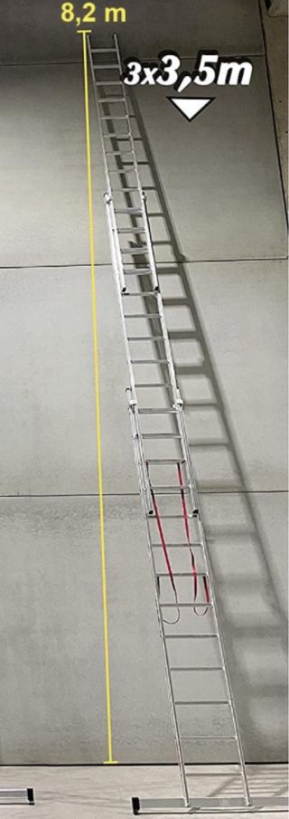 Alquilo escalera de 8,20 metros