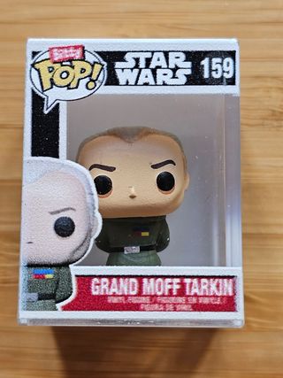 Funko Pop Star Wars - Grand Admiral Thrawn 2017 Star Wars Galactic Convention Exclusive Vinyl Figure (Bundled with Pop BOX PROTECTOR CASE)