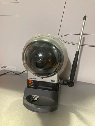 Wireless-G PTZ INTERNET CAMERA WITH AUDIO