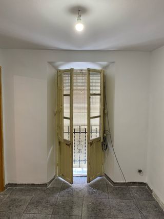 Pintura y papel pintado profesional en Granada