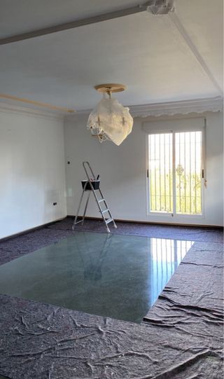 Pintura y papel pintado profesional en Granada