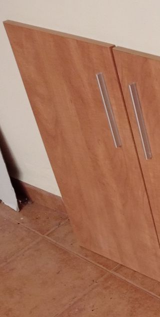 Puerta armario de cocina y otros