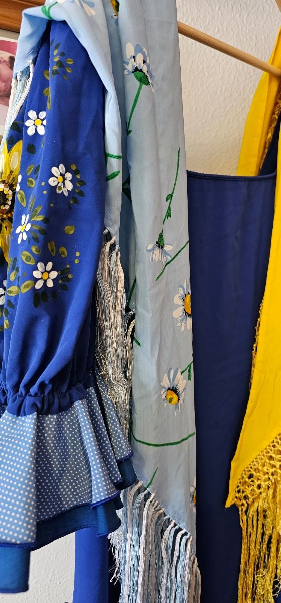 Traje flamenca pintado a mano.